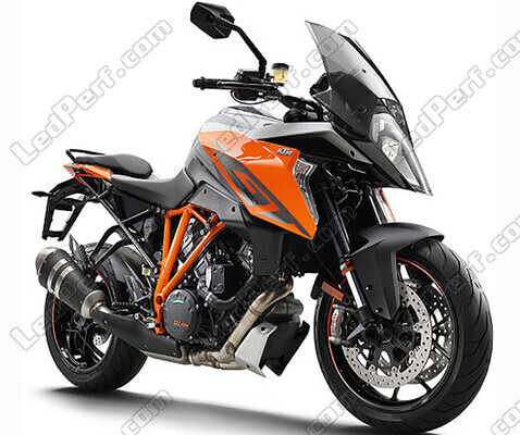 Moottoripyörä KTM Super Duke GT 1290 (2016 - 2018)